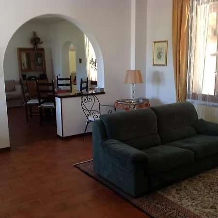 Holiday home Domus Rosarum Arqua Petrarca